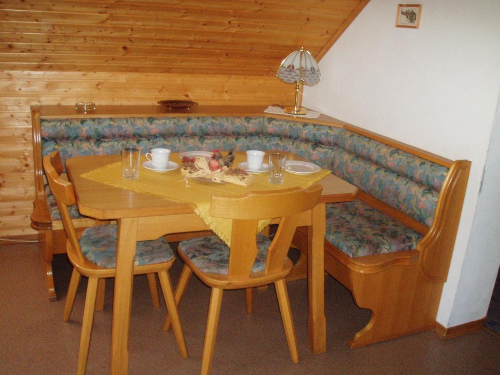Appartement Pension Grasser Bad Kleinkirchheim Oda fotoğraf